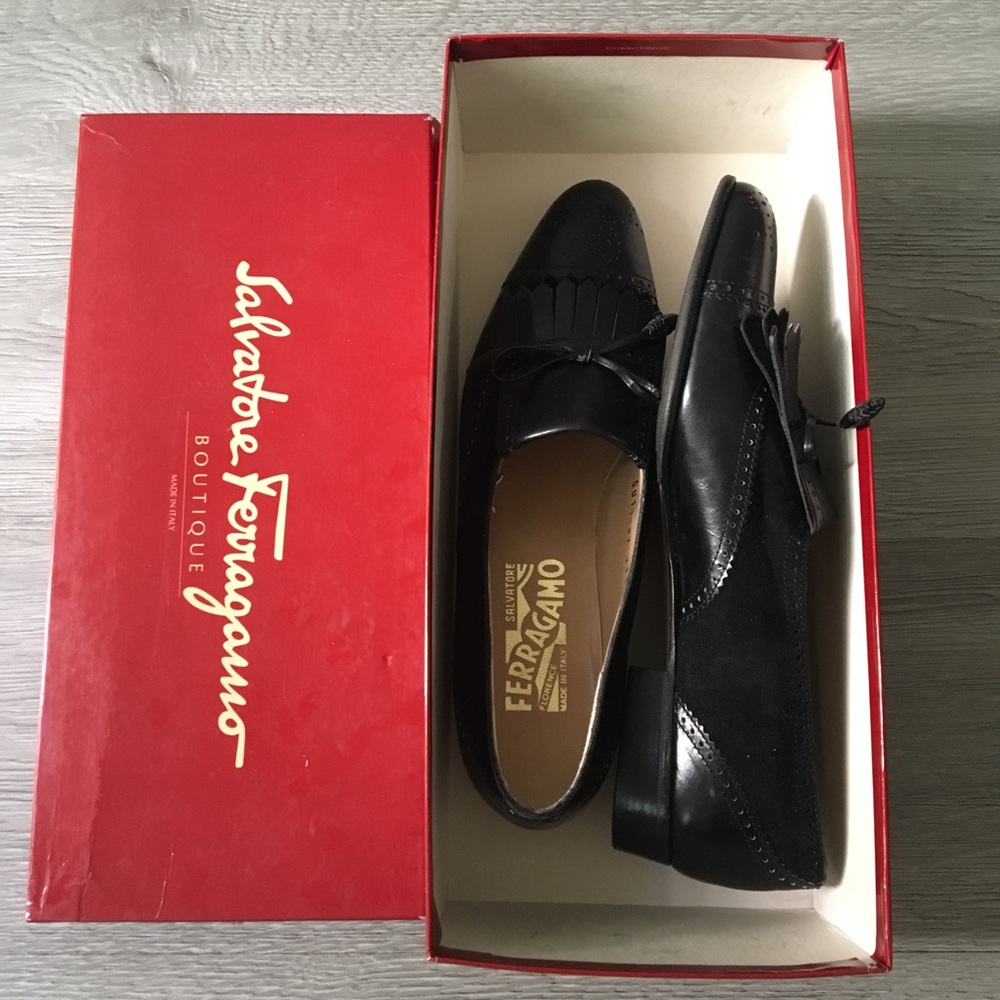 Salvatorre Ferragamo Shoe Woman